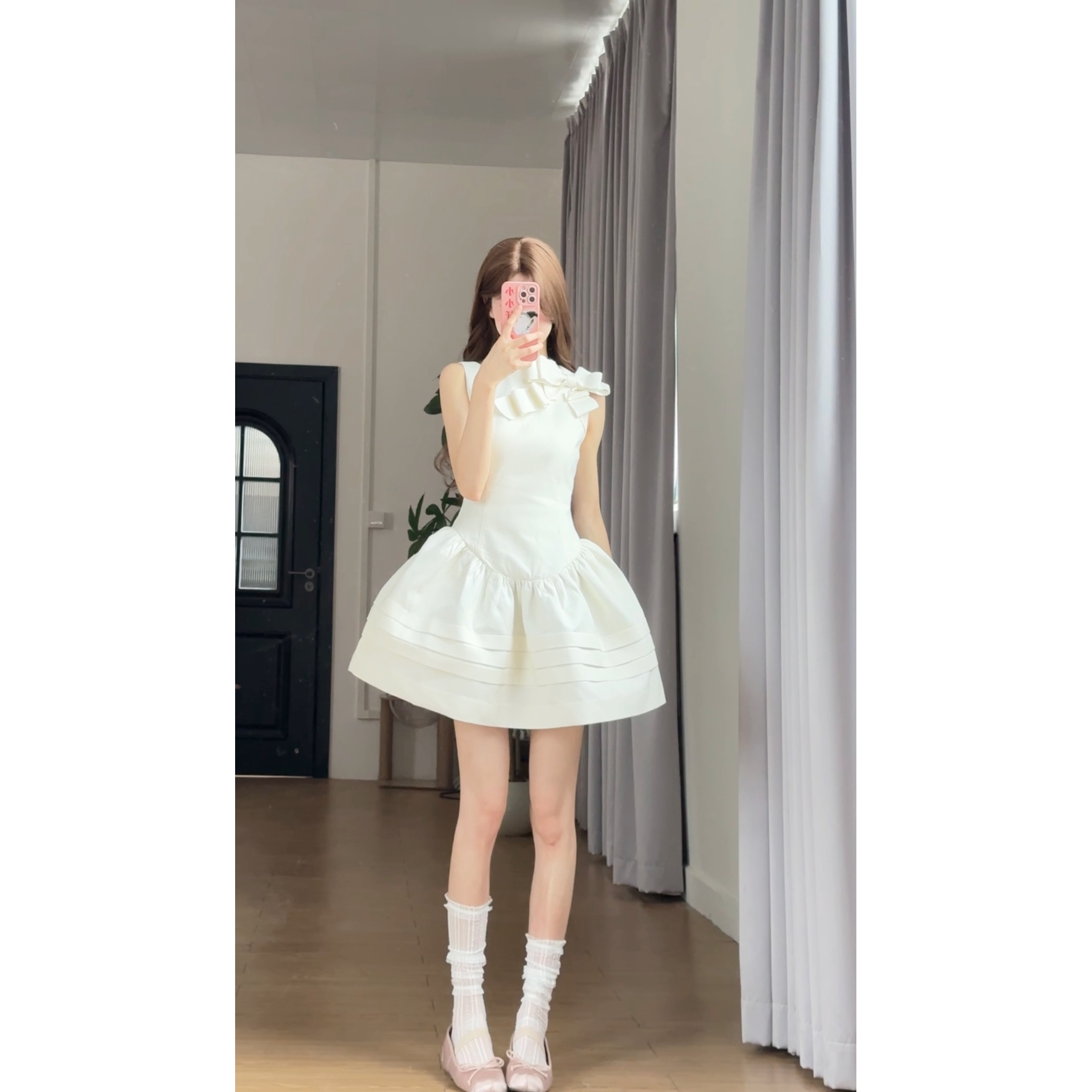 优雅修身蝴蝶结装饰无袖收腰连衣裙时尚气质千金风裙子