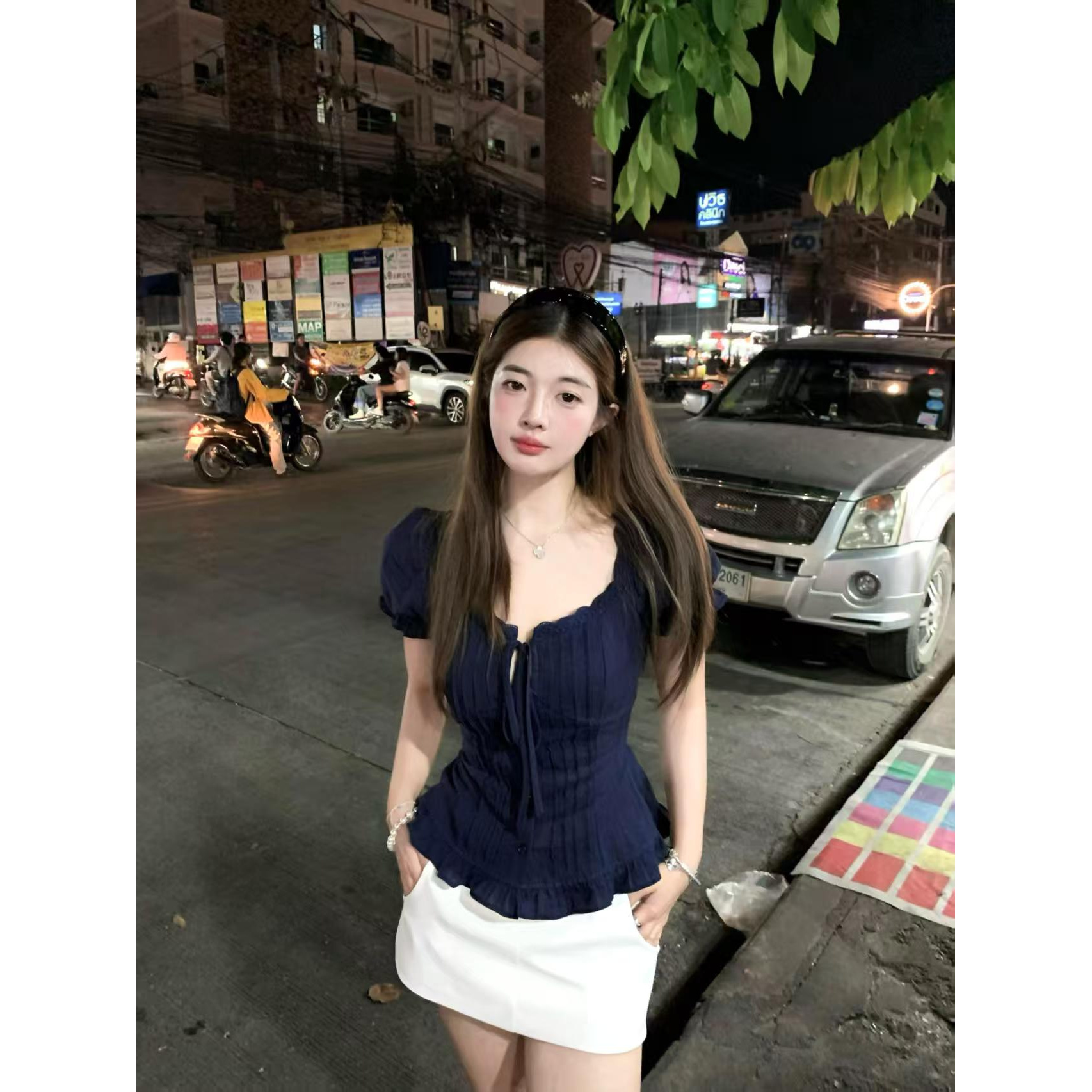 大码胖mm韩版复古木耳边泡泡袖衬衫女秋季收腰遮肉显瘦设计感上衣