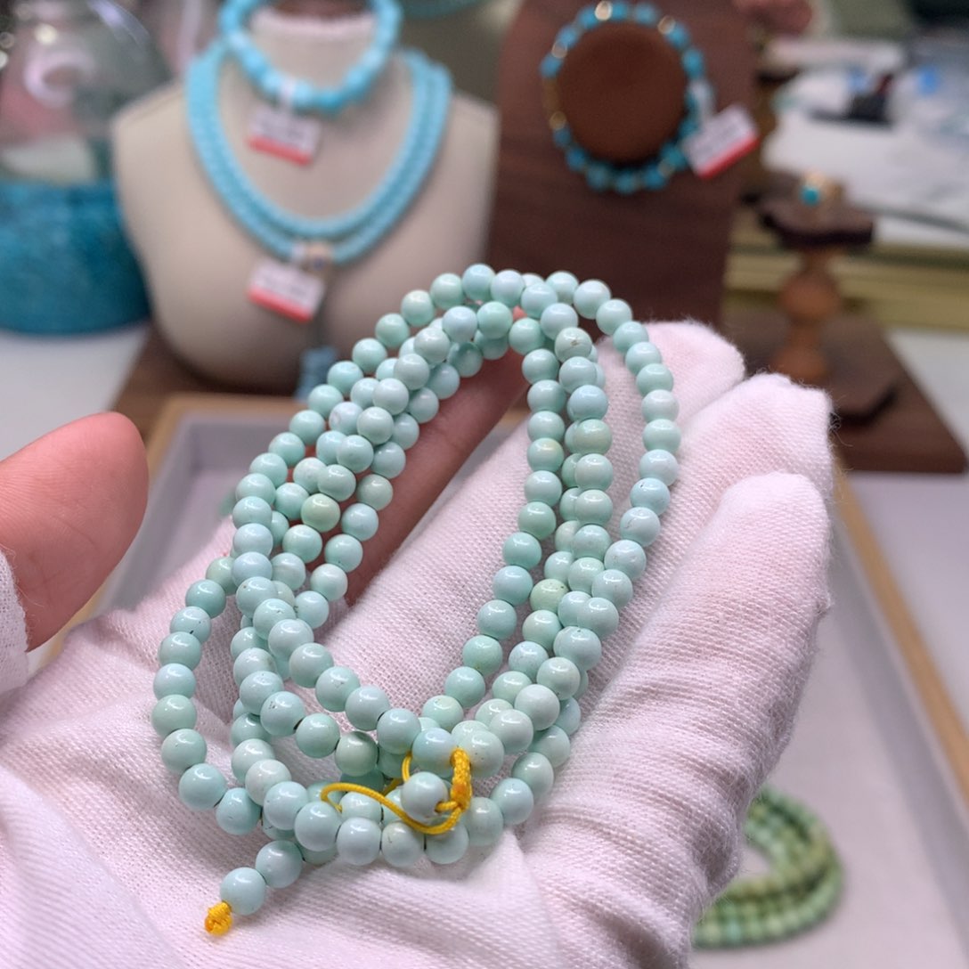 绿松石配饰未镶嵌