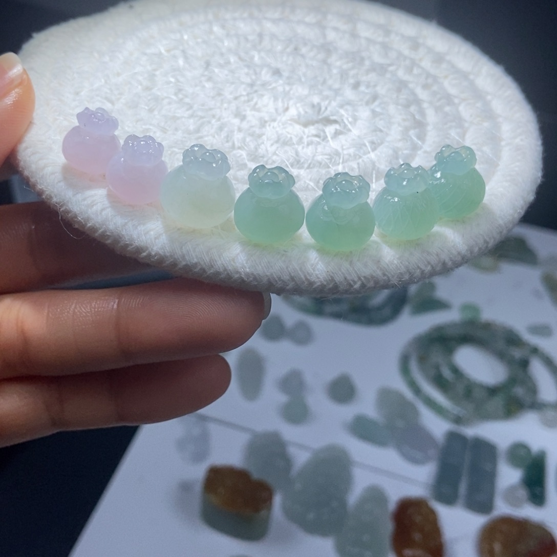 定制翡翠未镶嵌单个价格