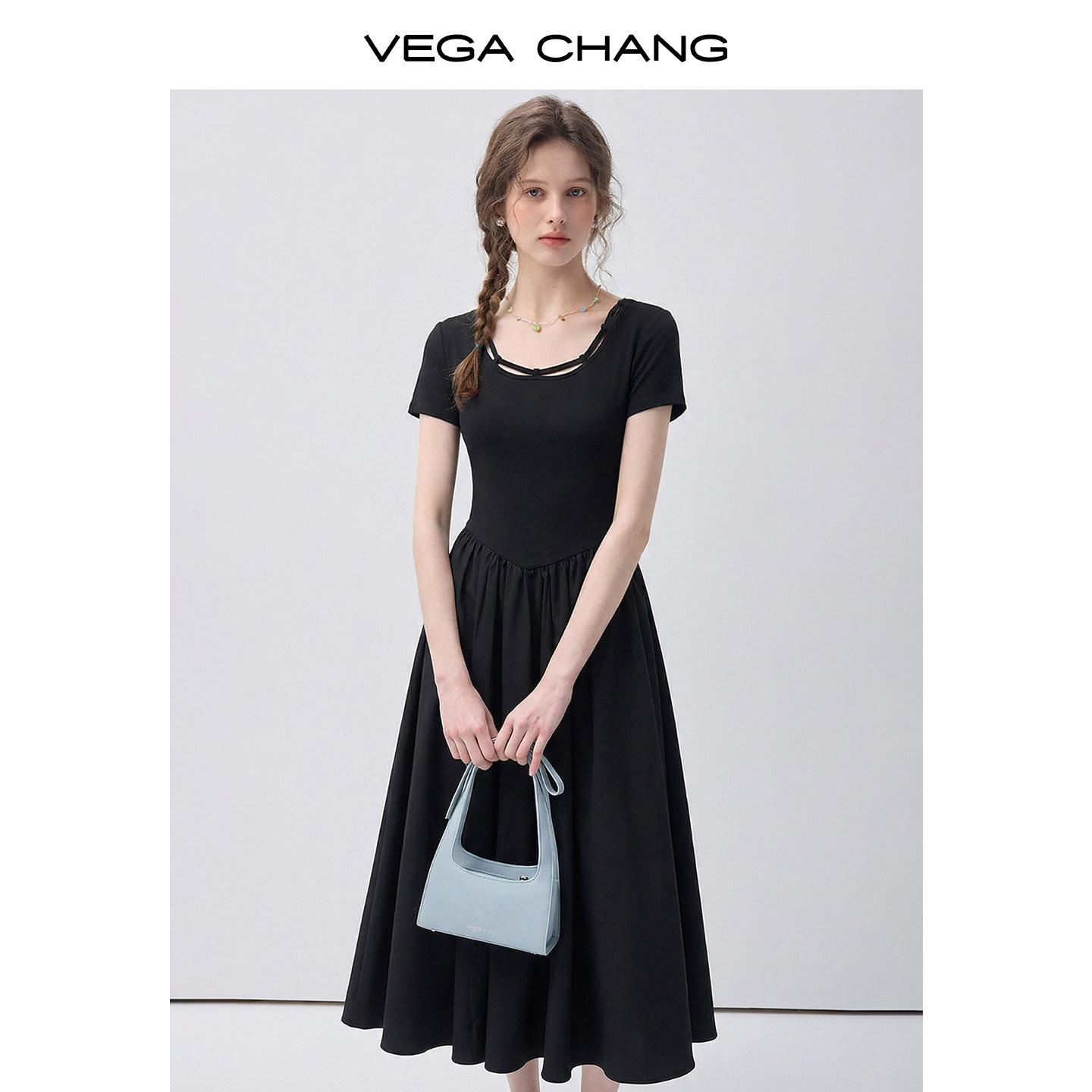 VEGA CHANG【黑月光】简约黑裙2026夏季新款勾勒曲线高级感0587LL