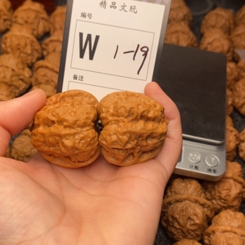吊坠桃核我是第一百38