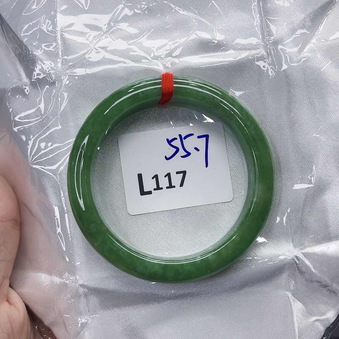 翡翠手镯未镶嵌多样性