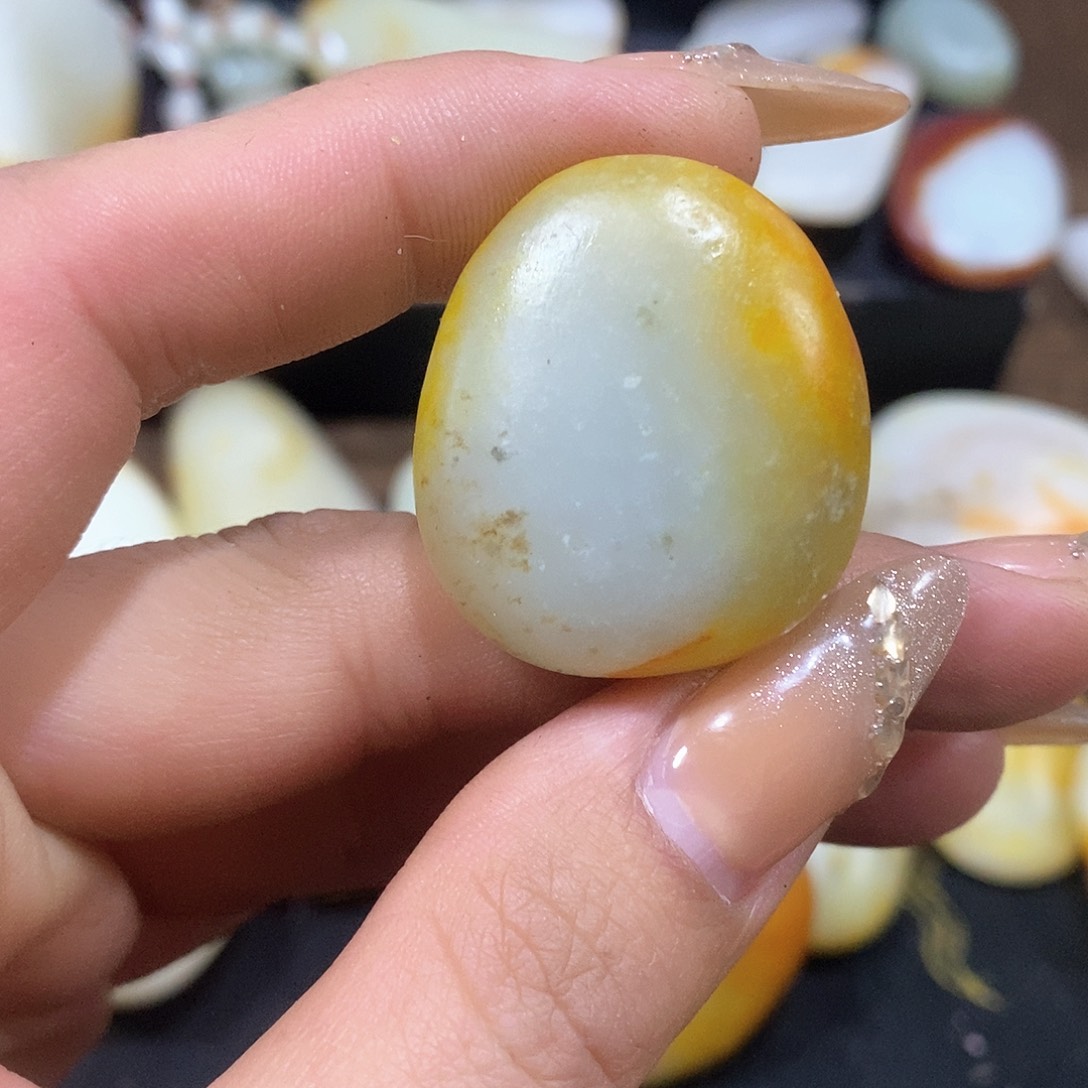 未镶嵌和田玉（糖玉）挂件25