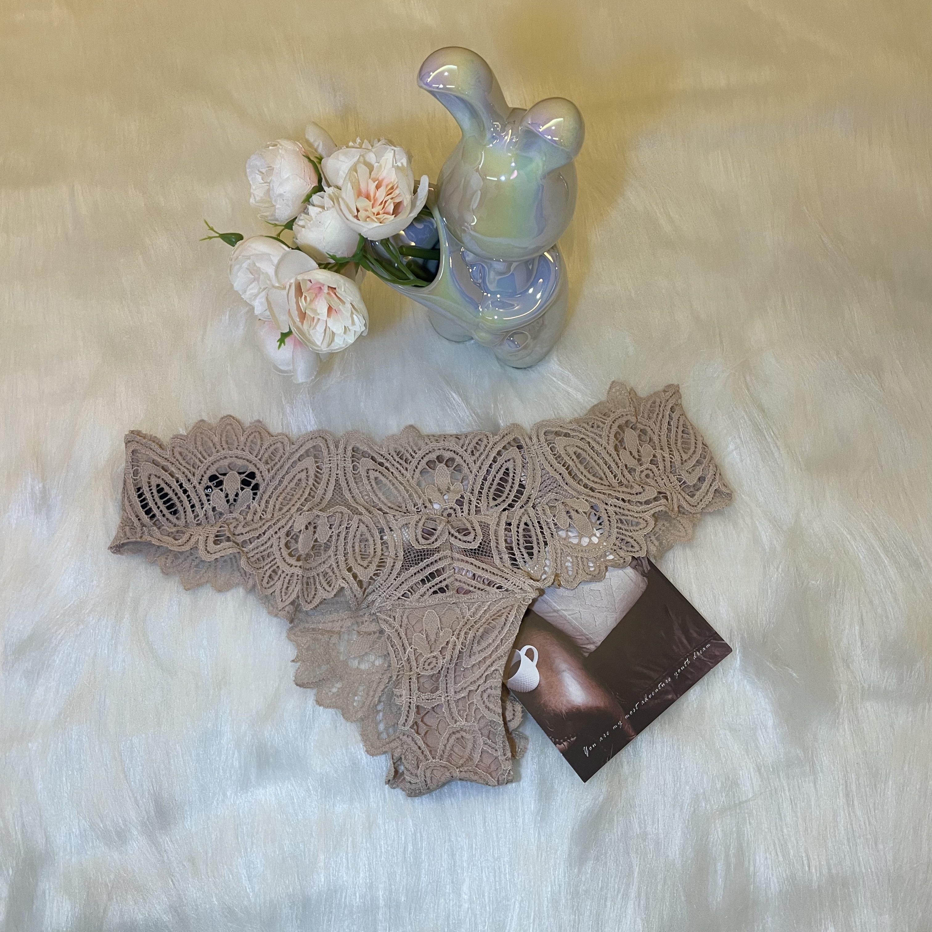 C1纯欲性感高级蕾丝镂空诱惑棉质档透气舒适针织弹力薄款女士内裤