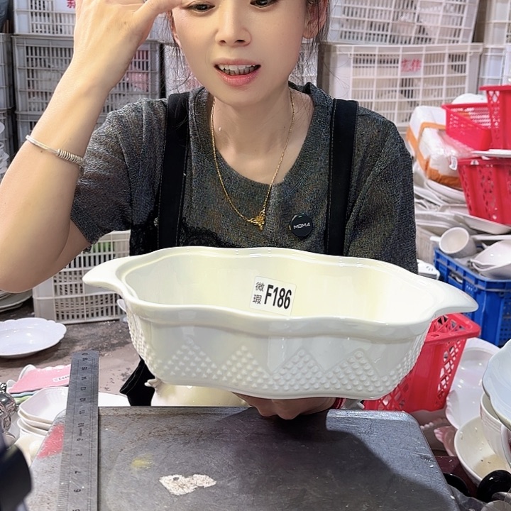 盘微瑕产品介意勿拍…186一个