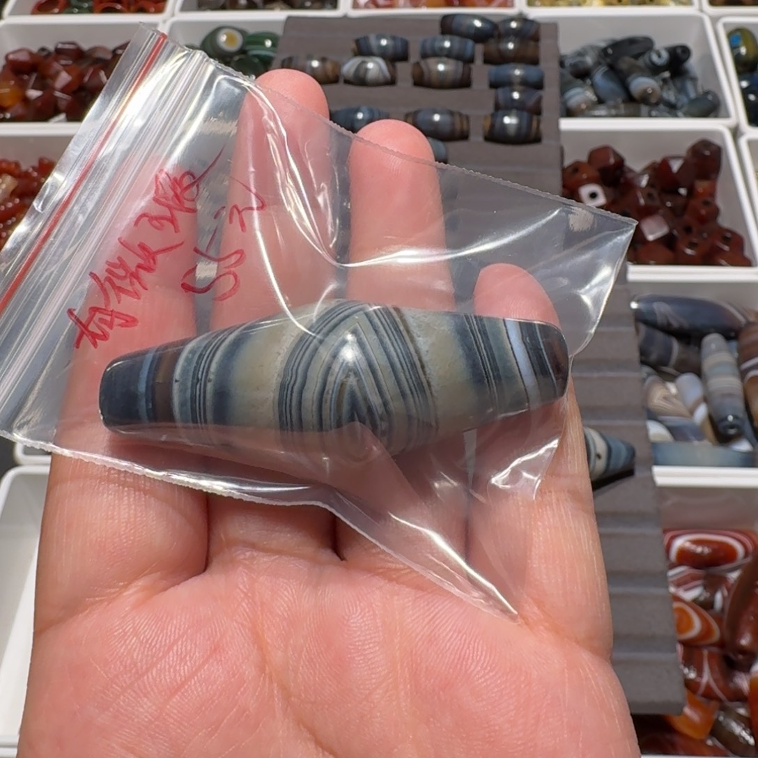玛瑙/玉髓未镶嵌珠宝半成品