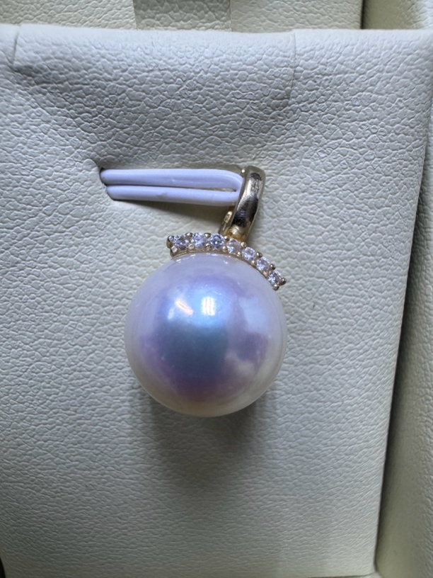 孤品淡水珍珠吊坠12.2MM 正圆极强光龙珠 