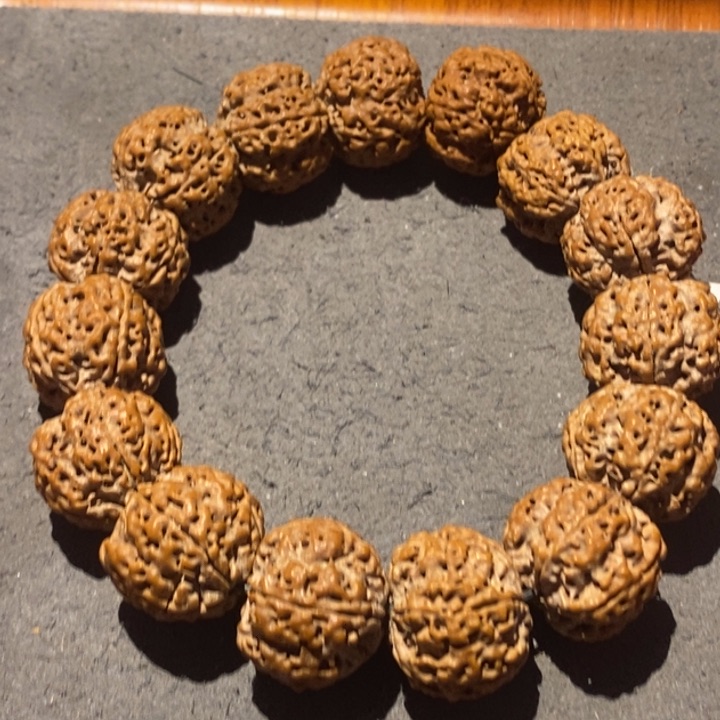 金刚菩提手串梅花蜂窝122