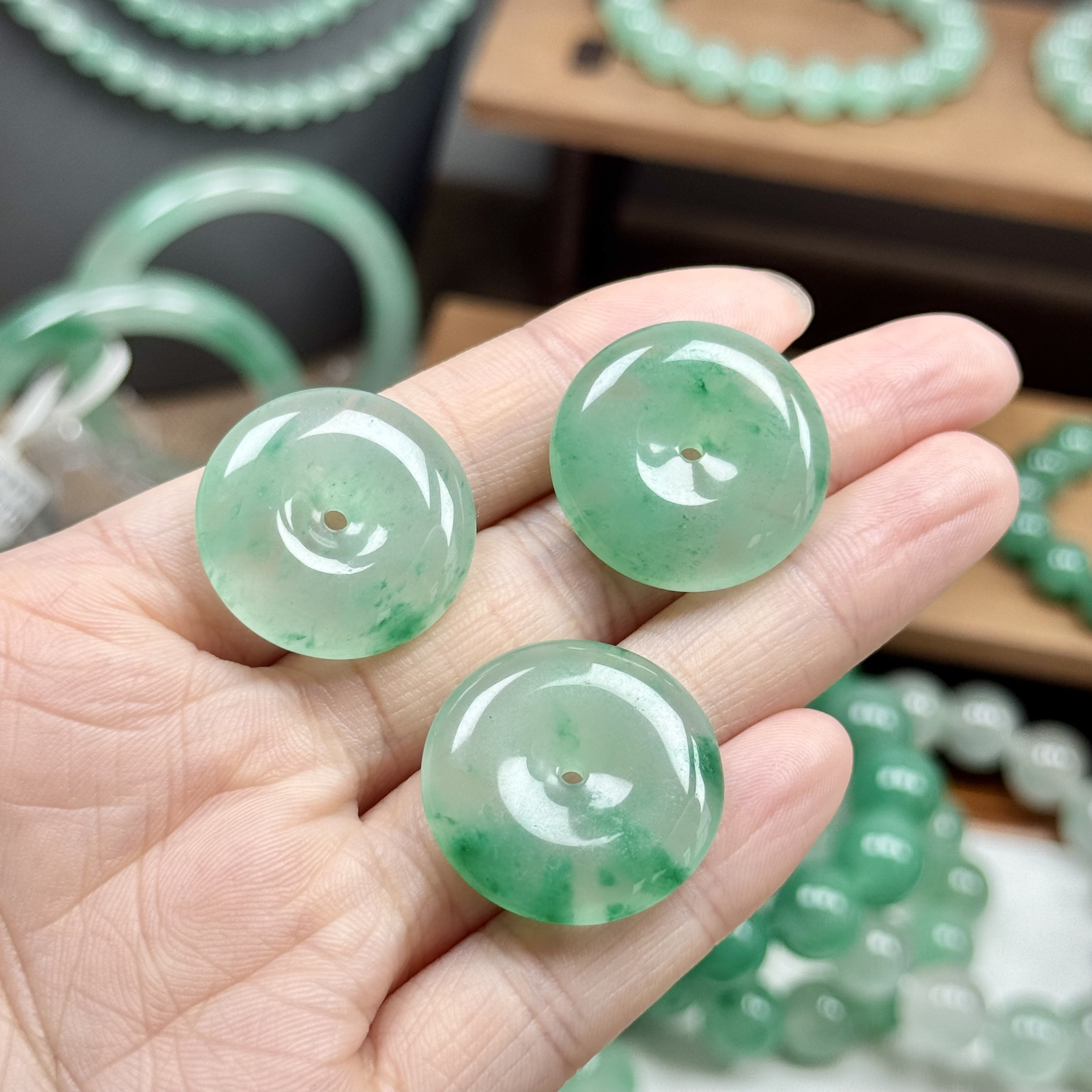 天然非洲翠A货-平安扣-直径约24mm-厚度约5.2mm-多样性发货一件