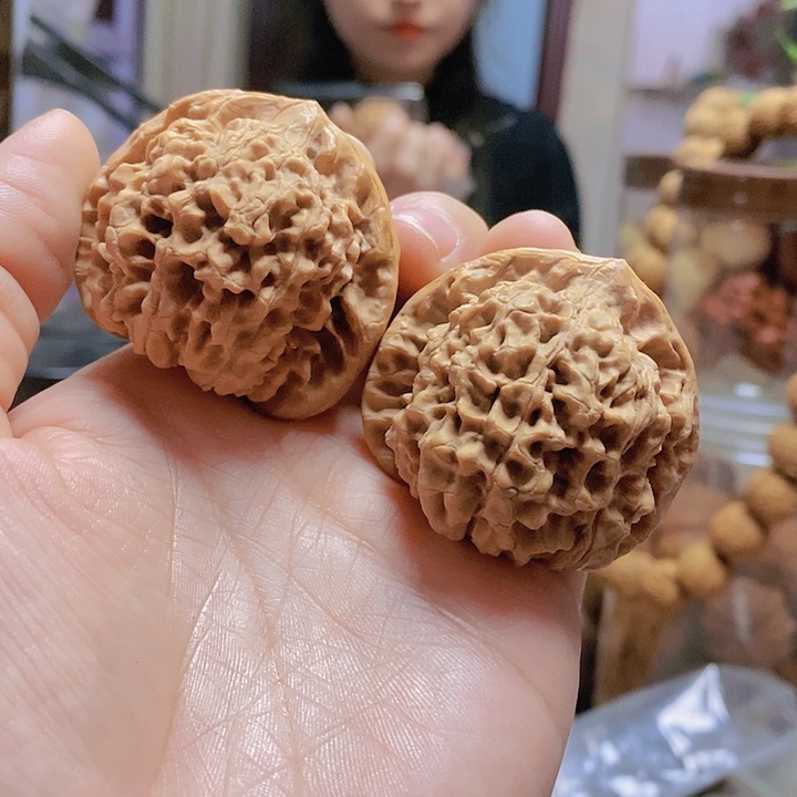 【闪购商品】文玩核桃把件44官帽修