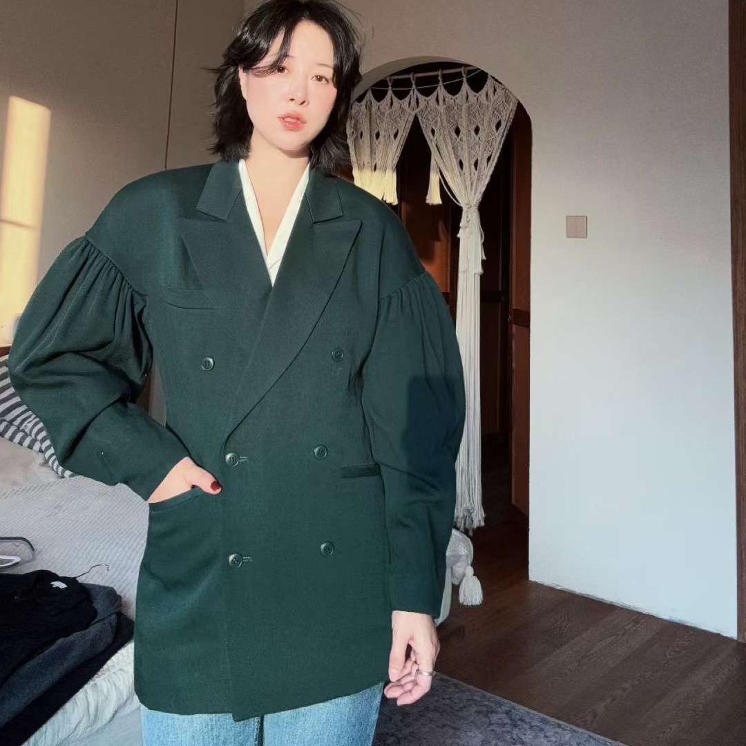 肯/绿色泡泡袖西服外套