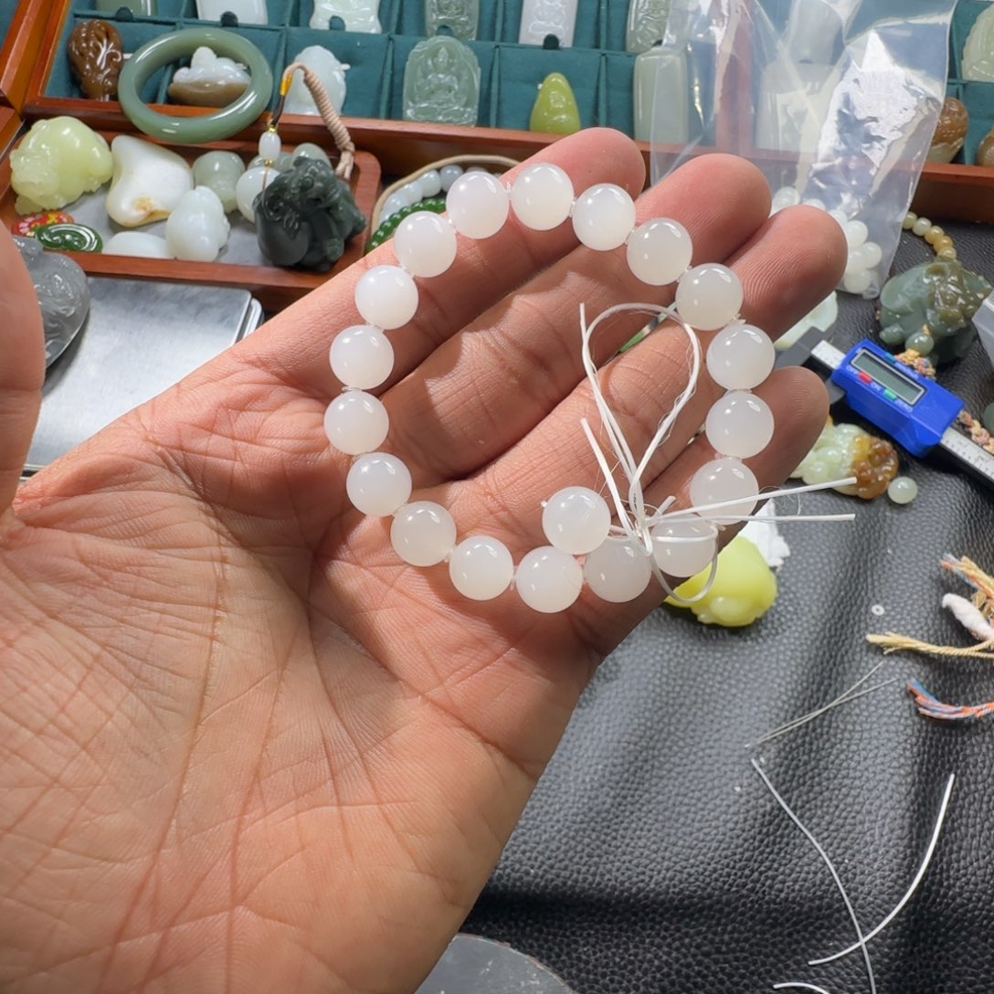 和田玉未镶嵌挂件殊*