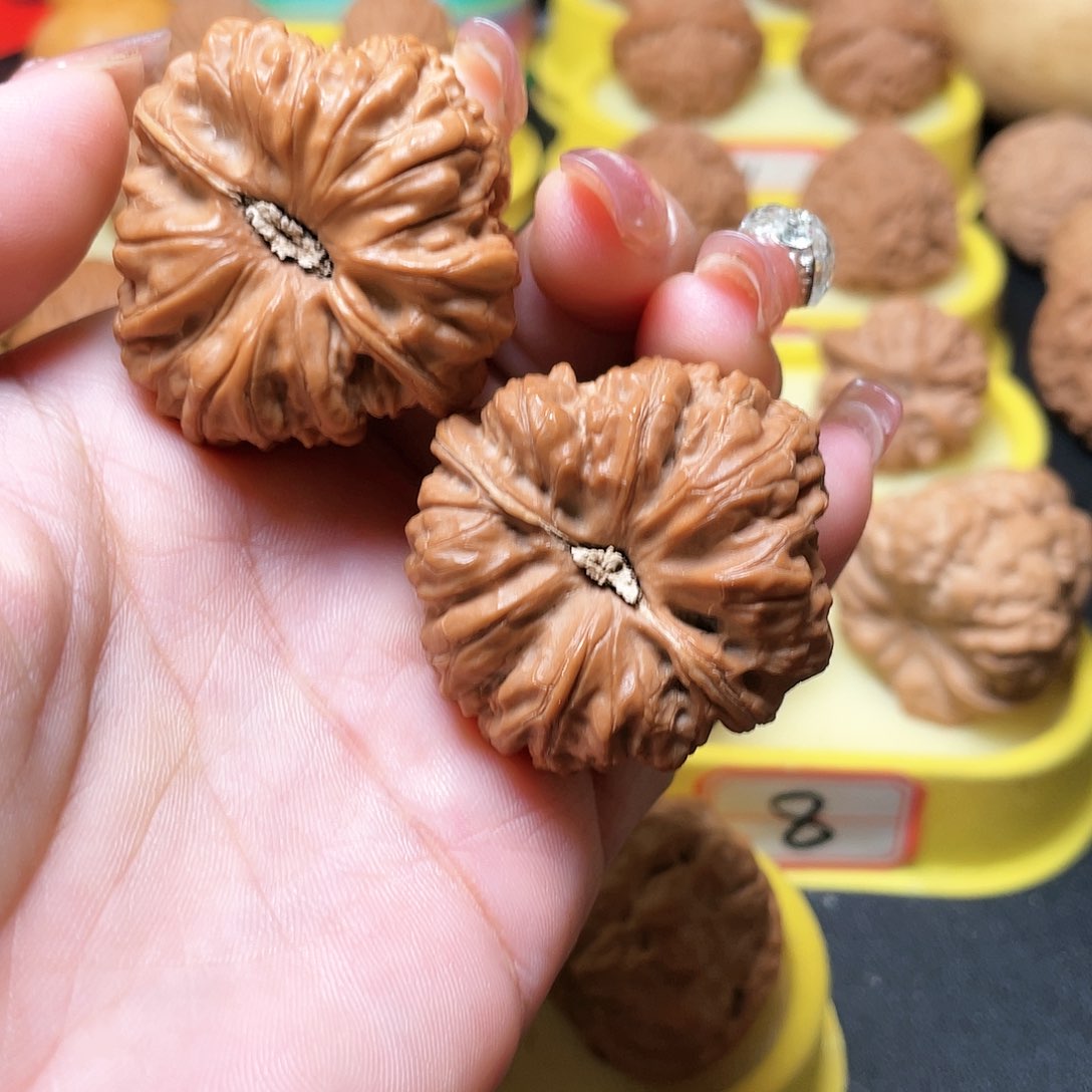 吊坠文玩核桃福利凹底