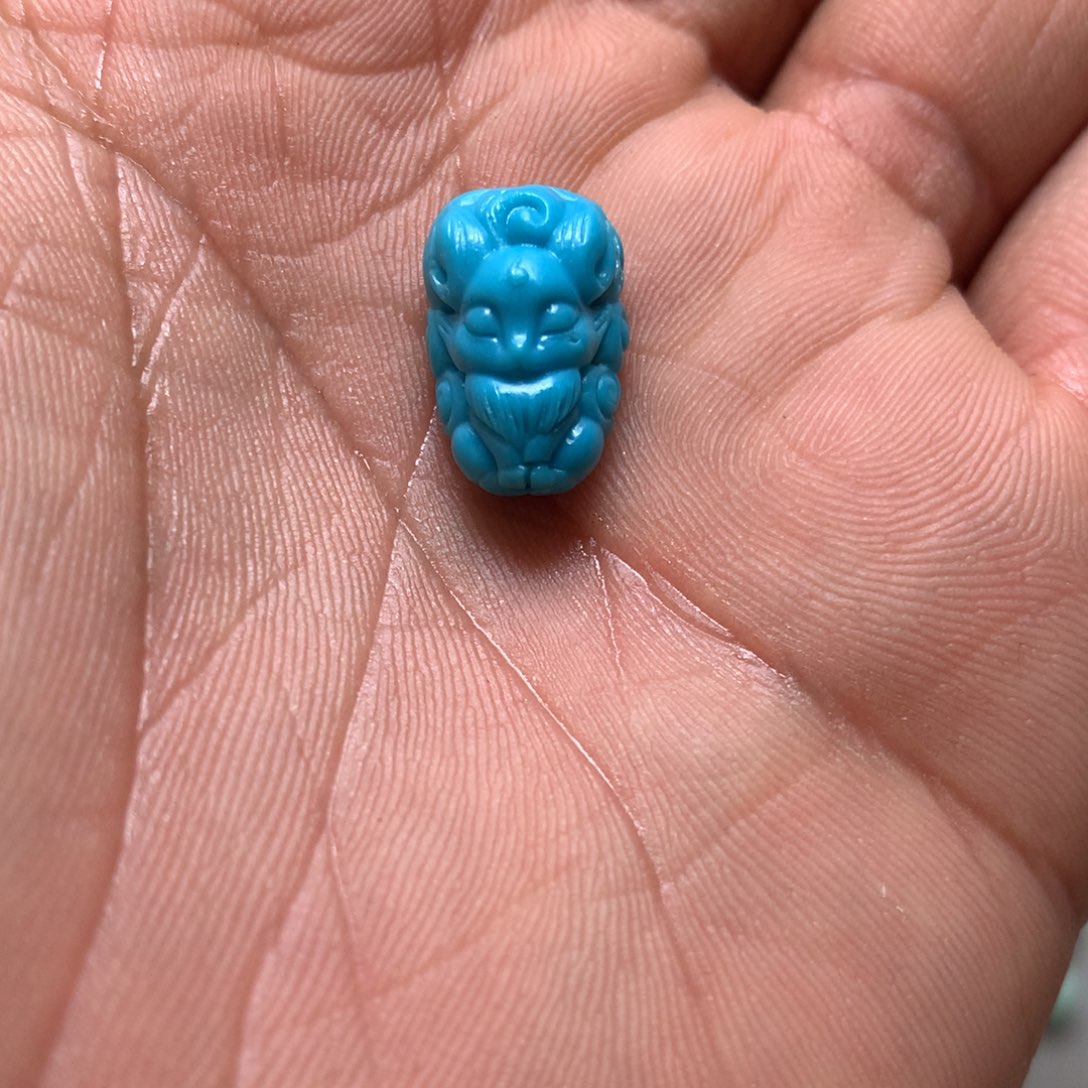 绿松石未镶嵌颈饰