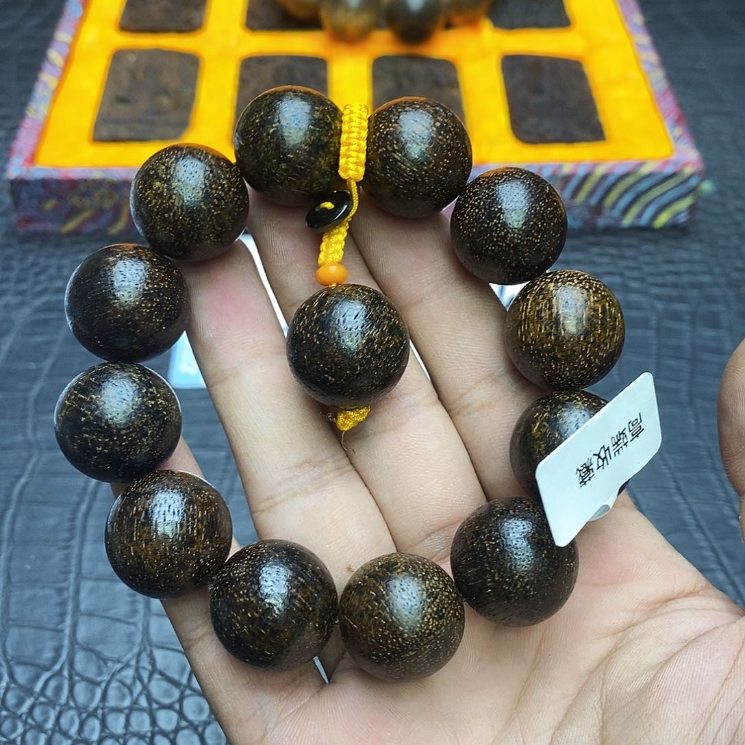 沉香碎屑沉香121过万级越南糖化老白棋