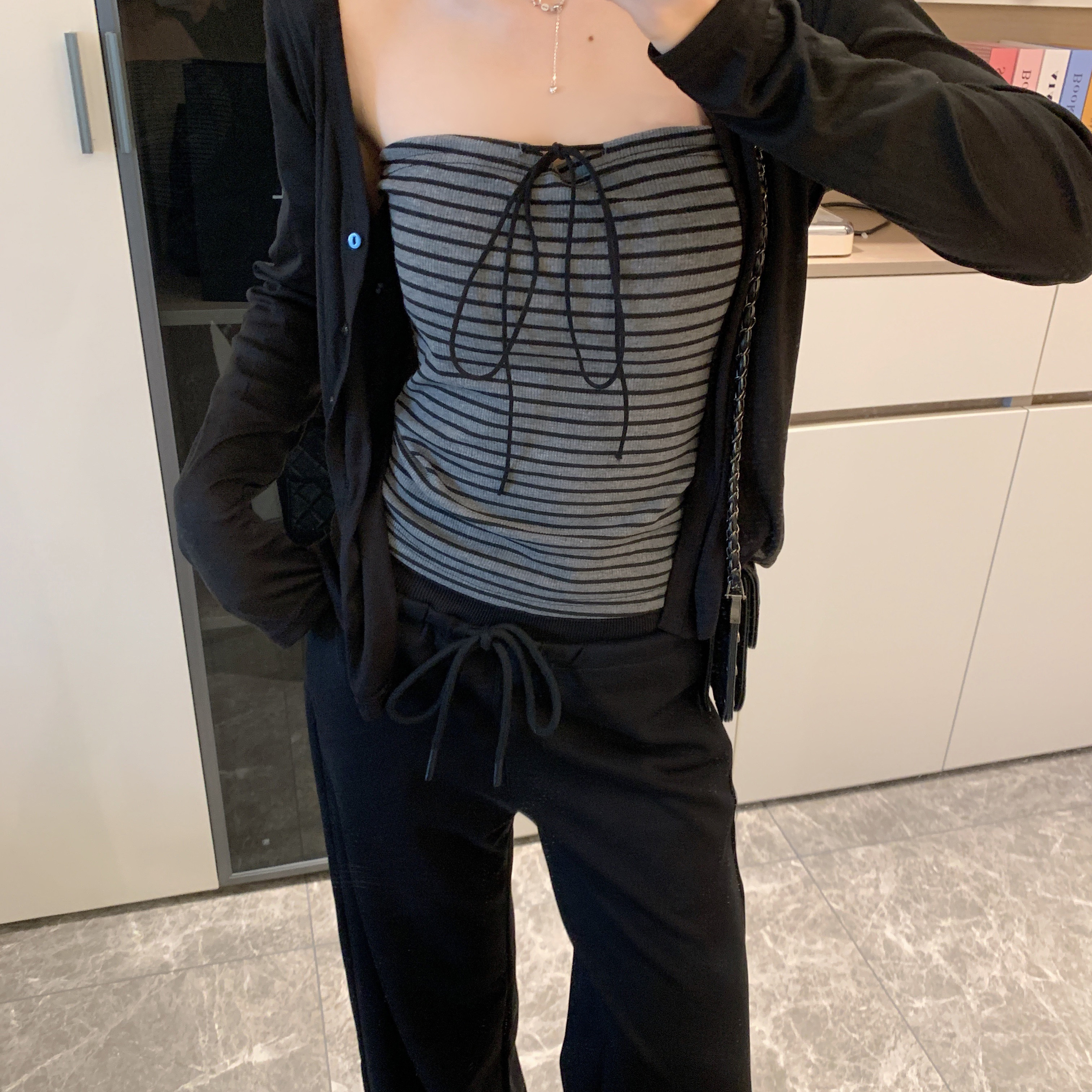 大码早秋甜辣妹复古绑带设计防晒短款小开衫+条纹抹胸套装