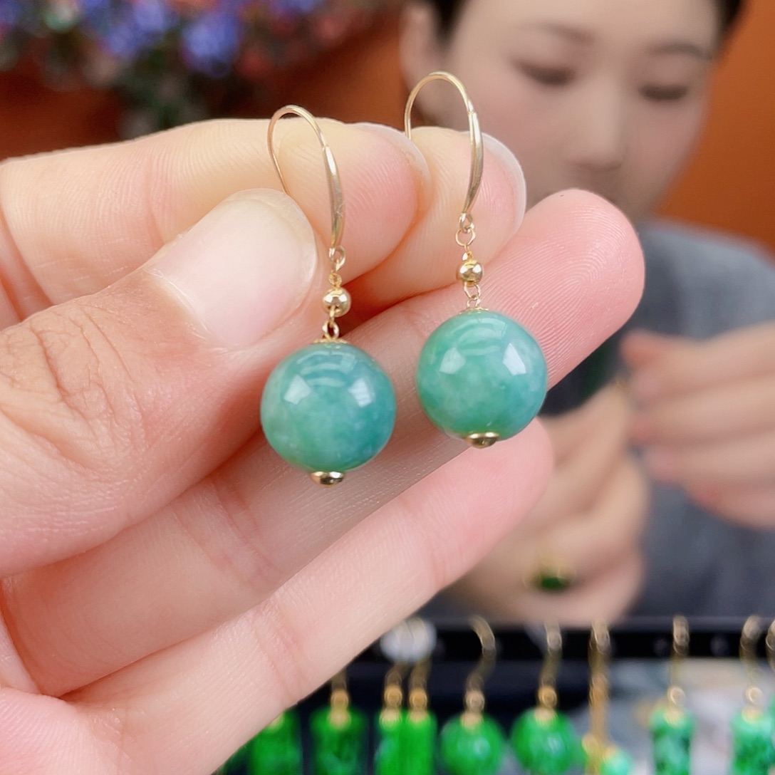 翡翠18K金镶嵌耳饰