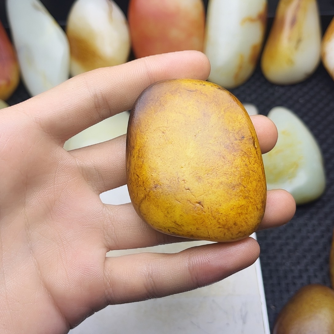 吕***长和田玉未镶嵌挂件