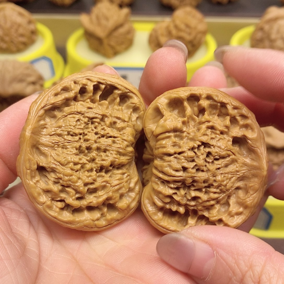 文玩核桃吊坠蛇王48