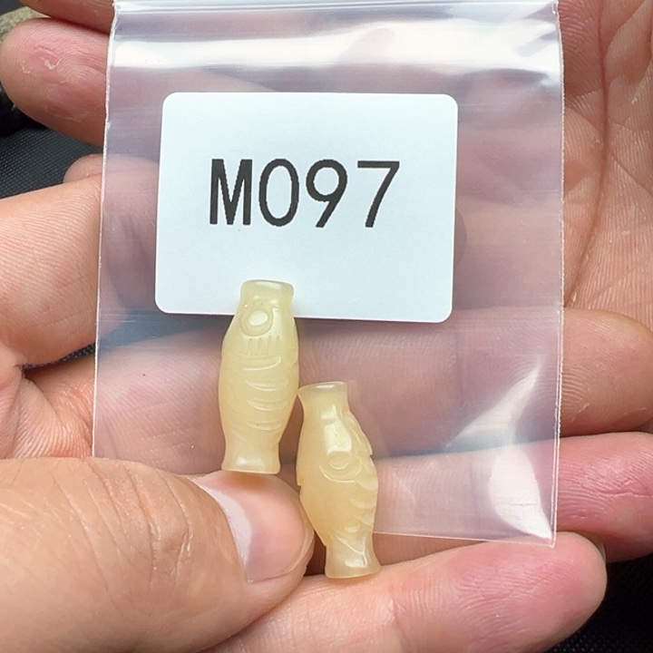 和田玉（糖玉）珠宝半成品未镶嵌天**鱼