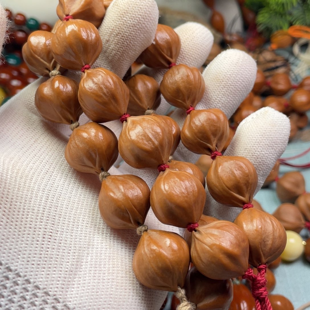 橄榄核手串/手链鷹*1.8手持18颗