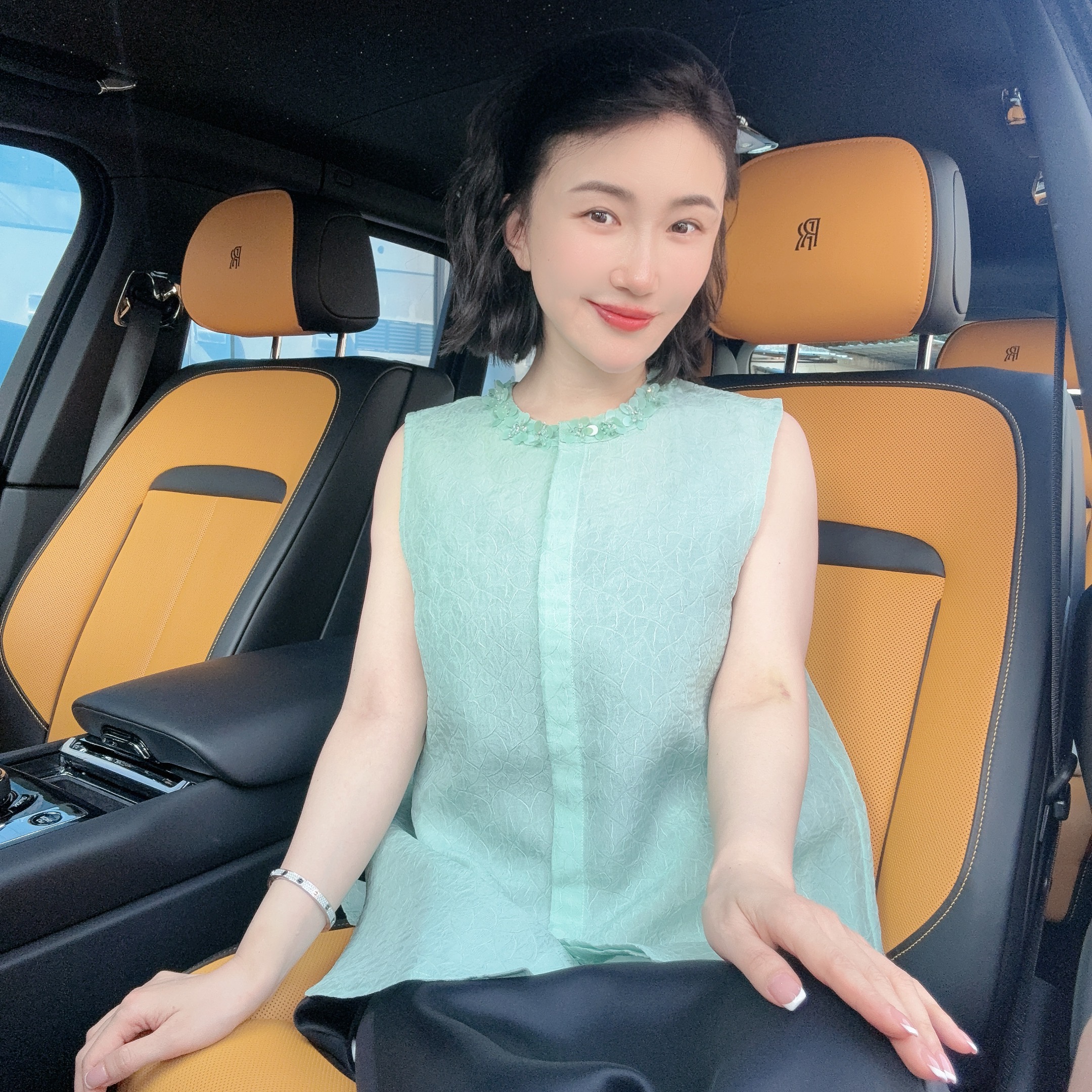 Betty Bairn【枕风】高端系列桑蚕丝提花马甲25B-BW9715