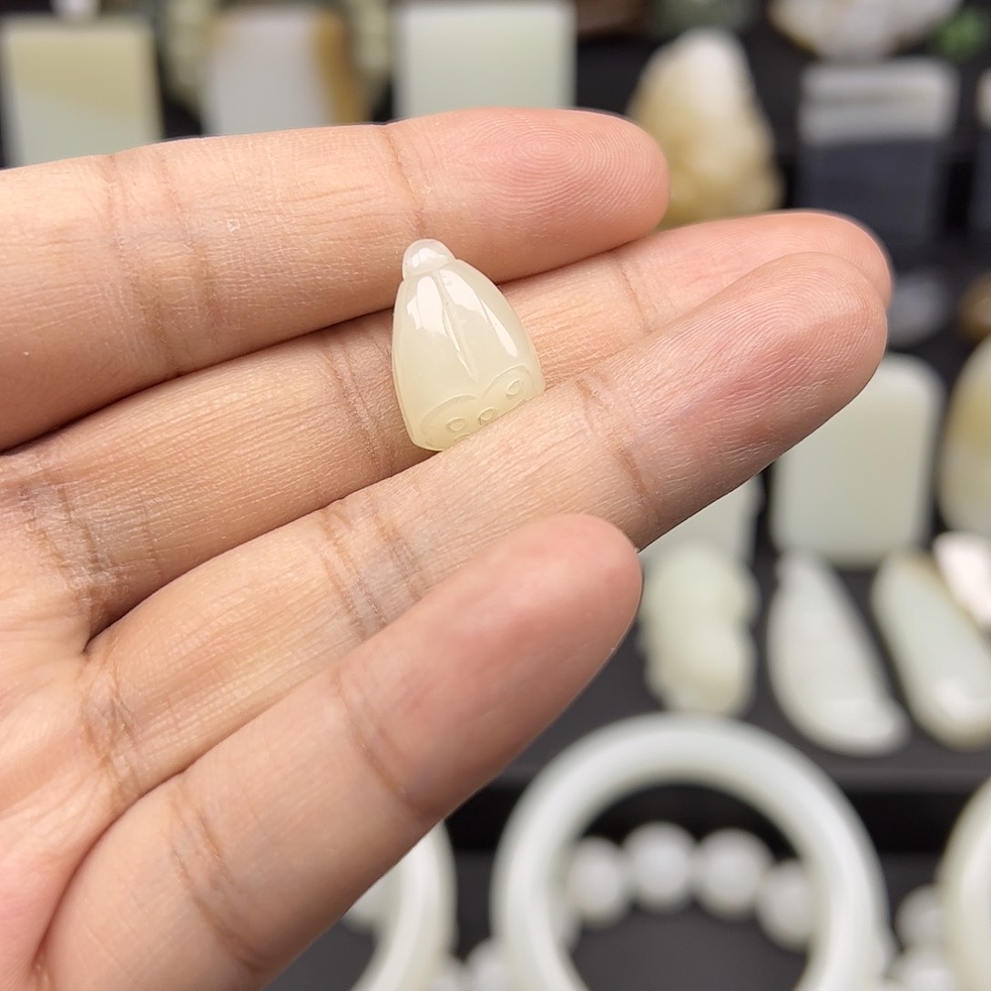 和田玉颈饰未镶嵌2**7