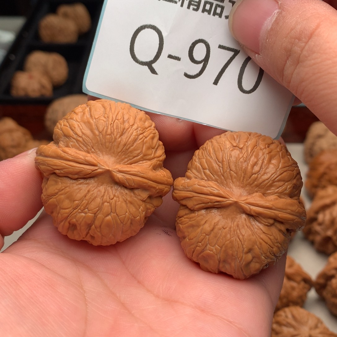 文玩核桃把件42元宝………