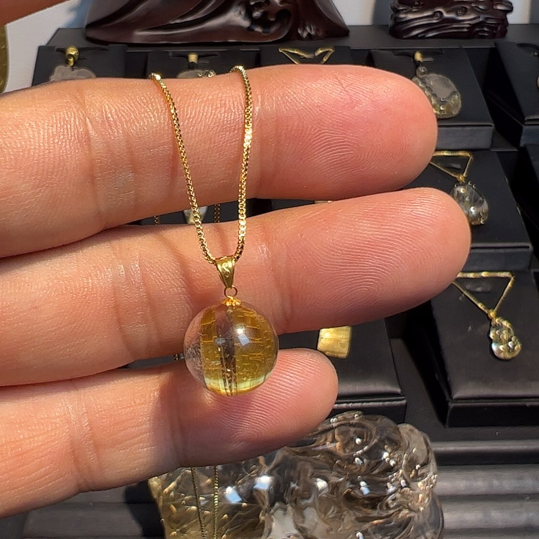 N***a水晶18K金镶嵌颈饰天然