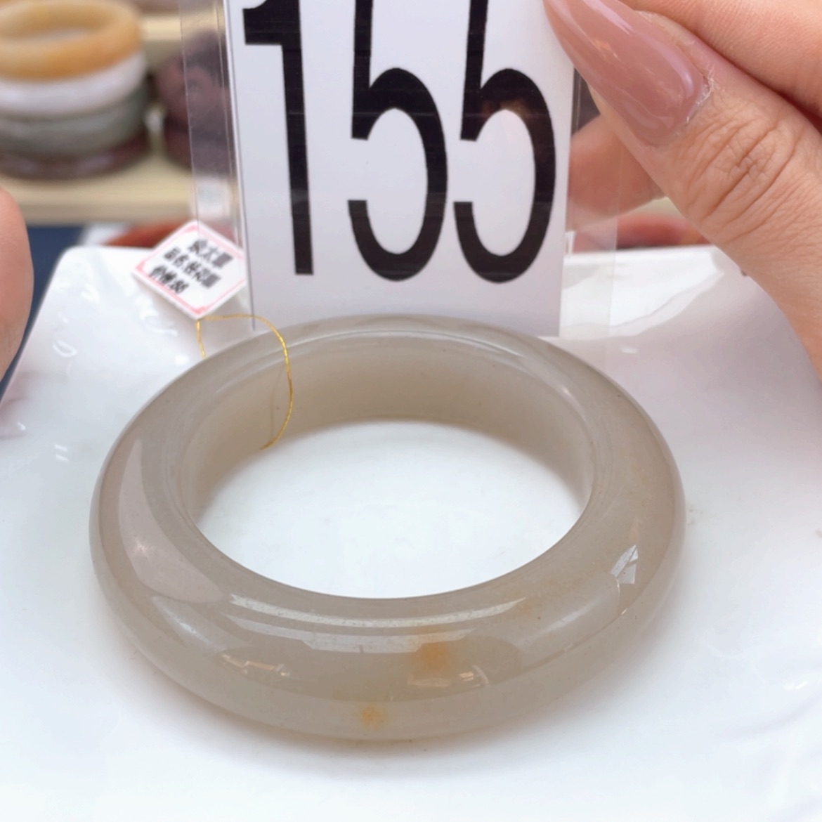 【闪购商品】石英质玉手镯未镶嵌