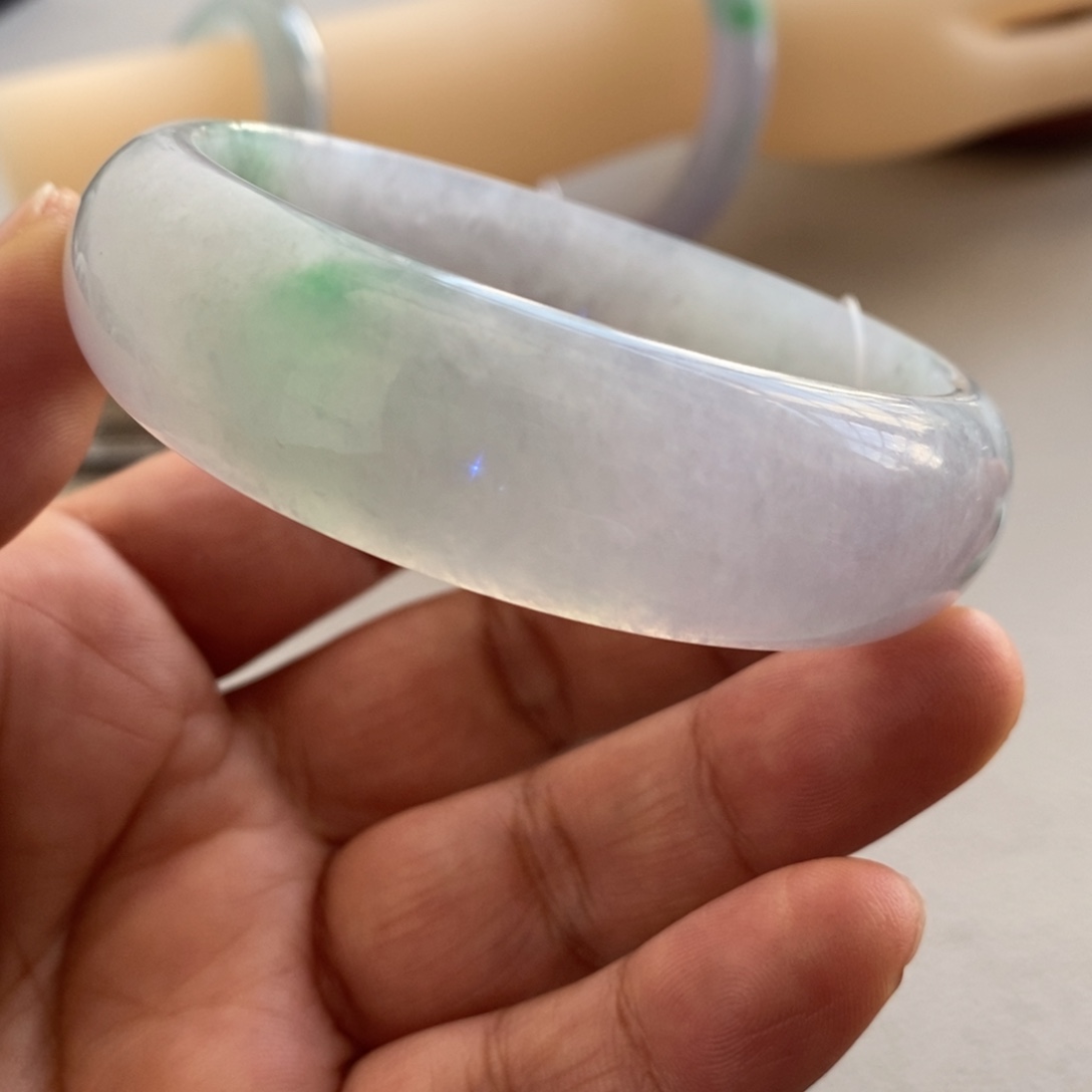 翡翠手镯未镶嵌天然翡翠手镯