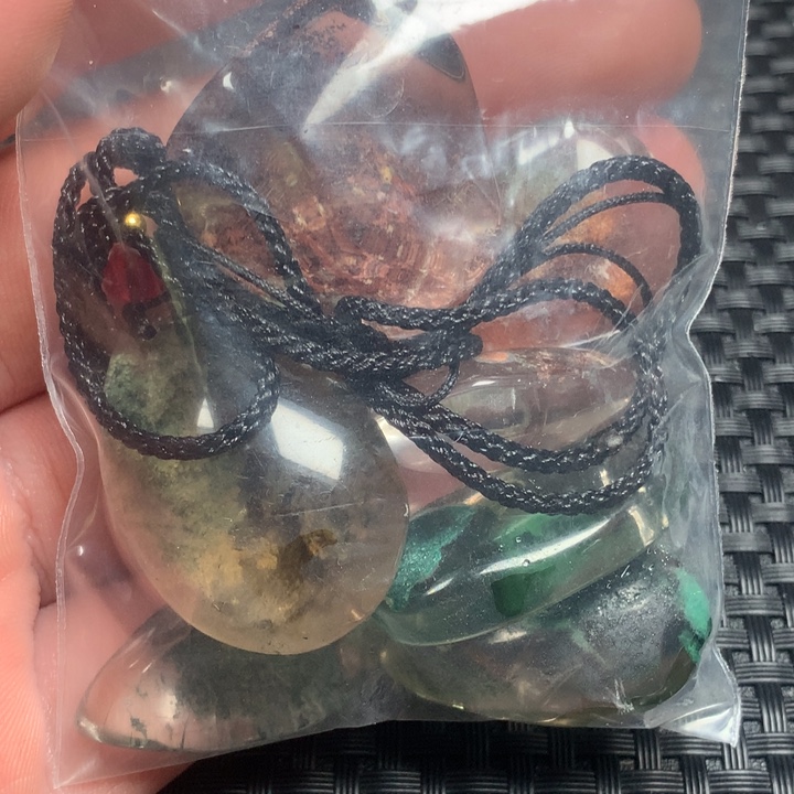 北***空水晶吊坠(不含链)未镶嵌