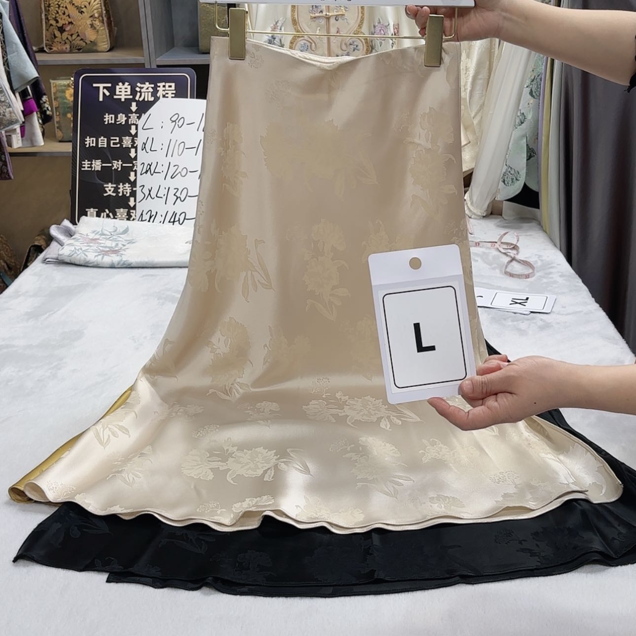 【闪购商品】织绣橙*非遗传承人的传承