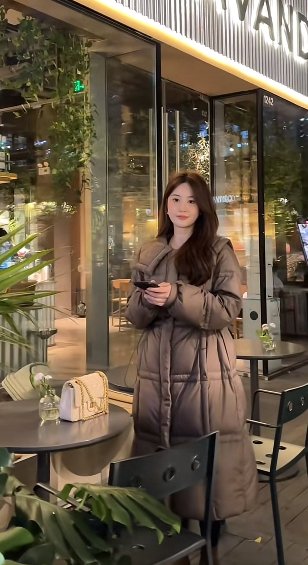 11wearing【知白】90%白鹅绒保暖抽绳收腰羽绒服女韩系