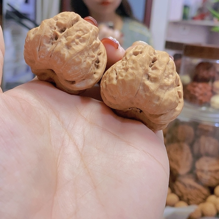 【闪购商品】文玩核桃把件38.5蛤蟆头