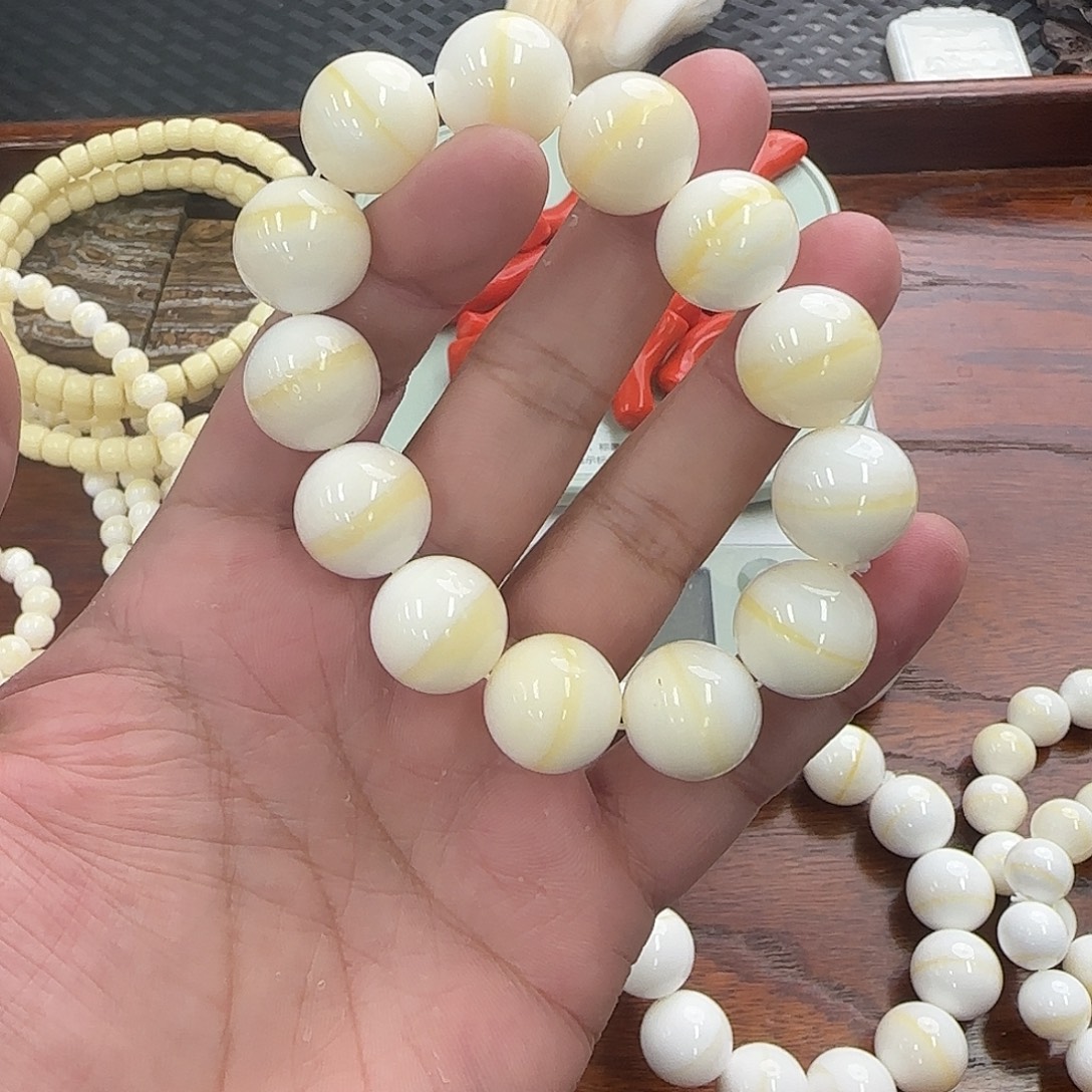 白玉菩提手串16金腰带好