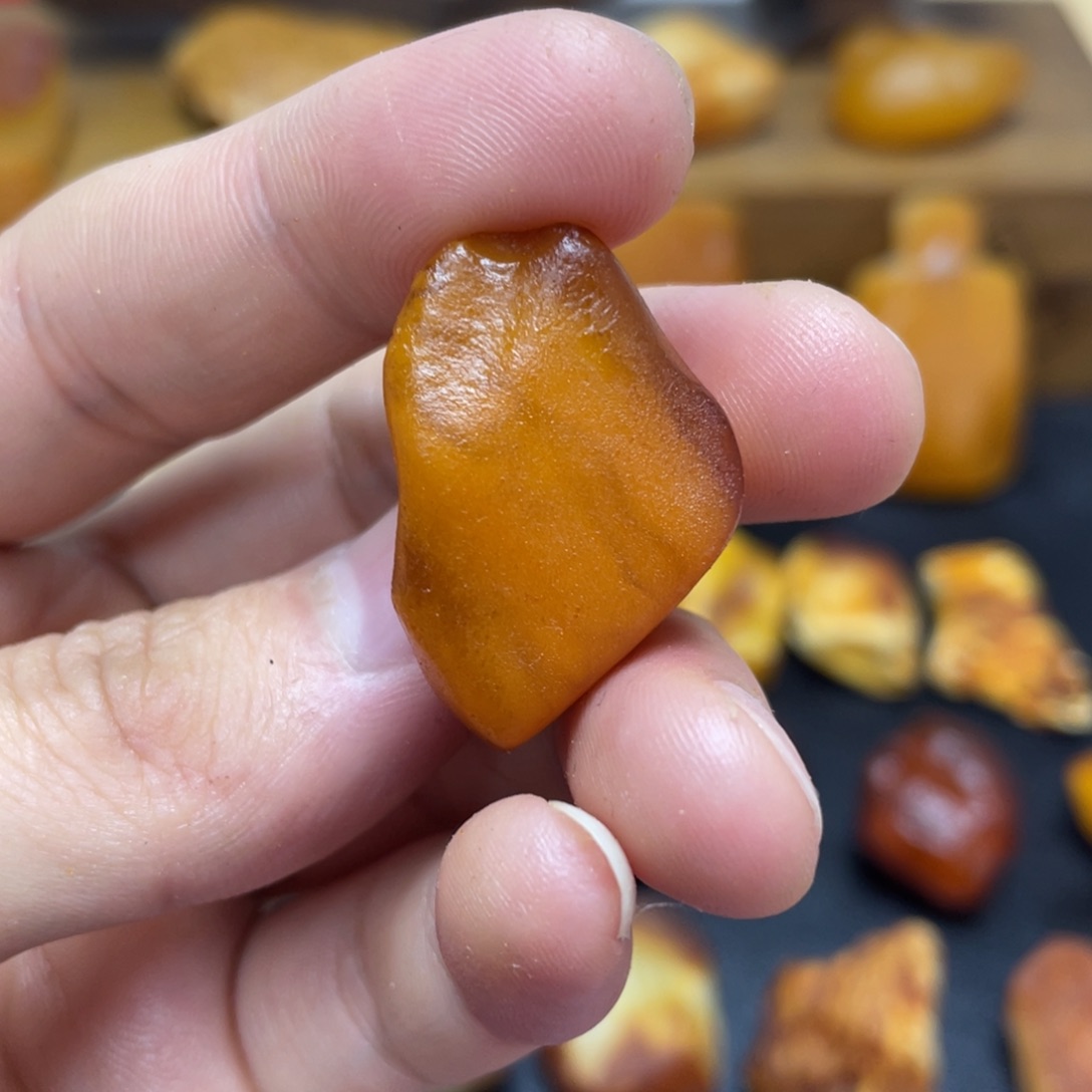 【闪购商品】定制琥珀未镶嵌定制