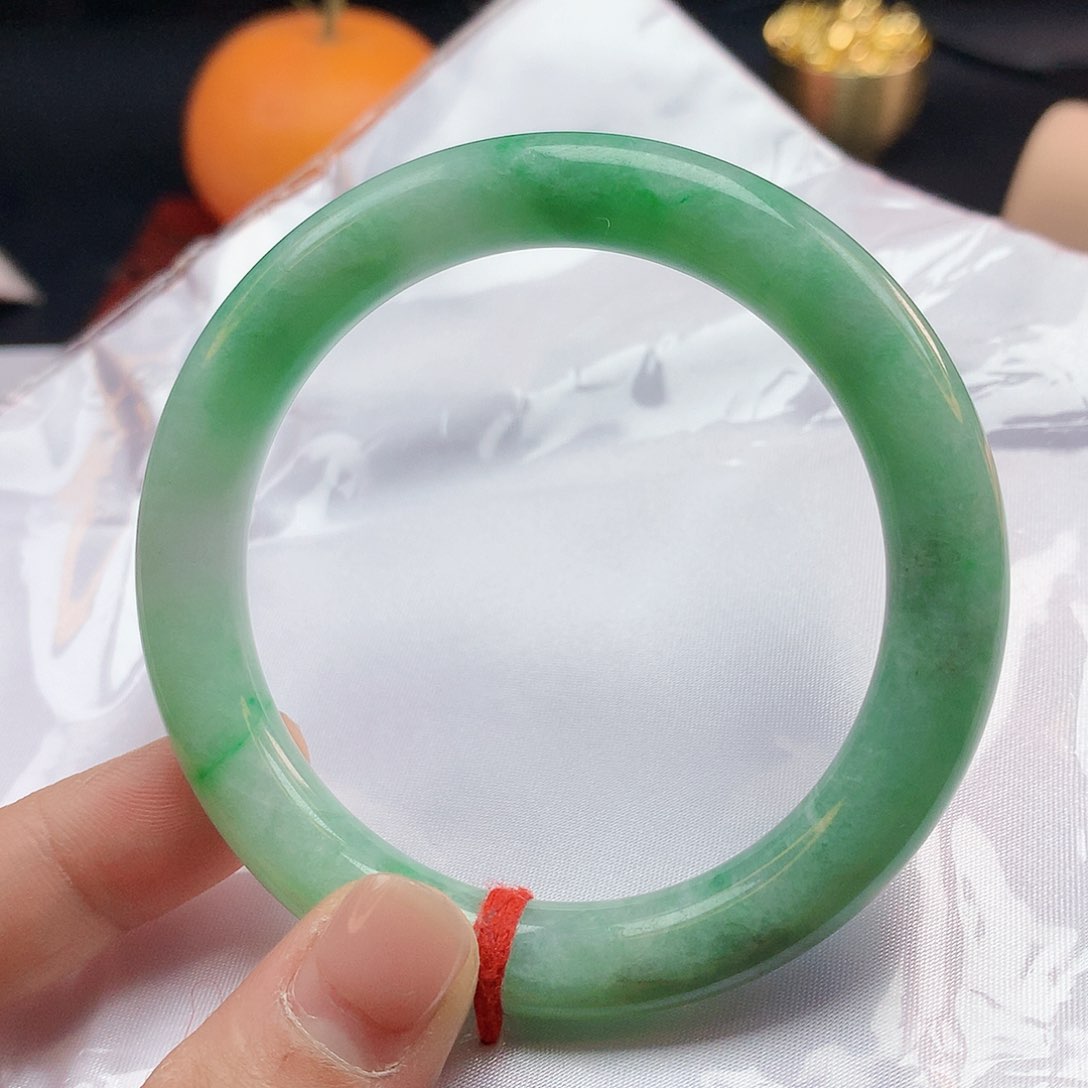 翡翠手镯未镶嵌55圈圆2271
