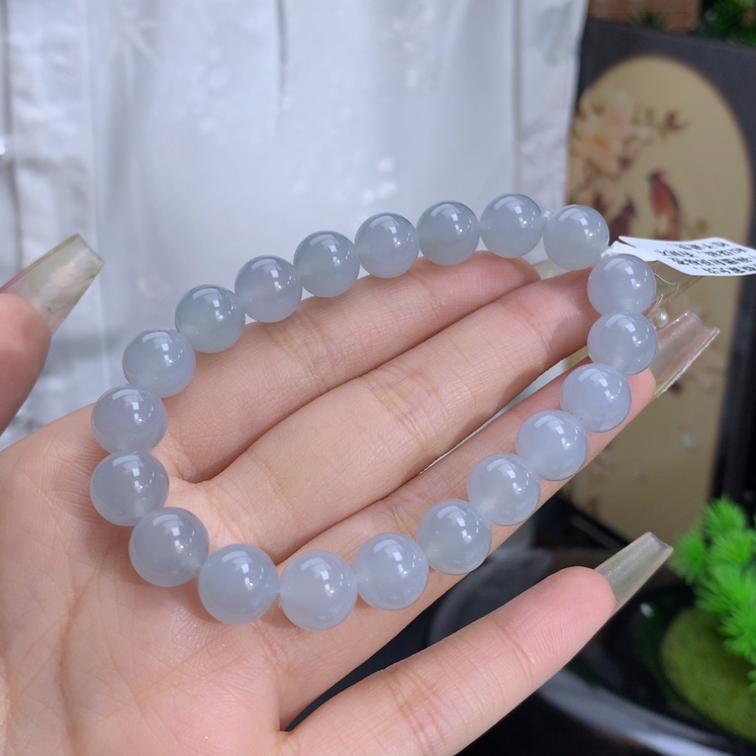 翡翠手链未镶嵌卡9.5冰胶蓝底