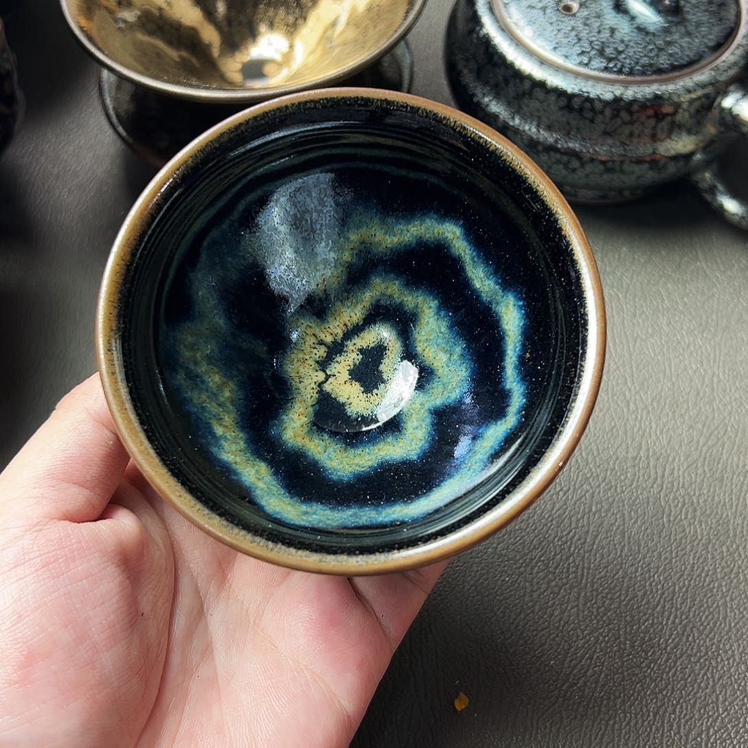 茶盏这个时候才开始准备好准备