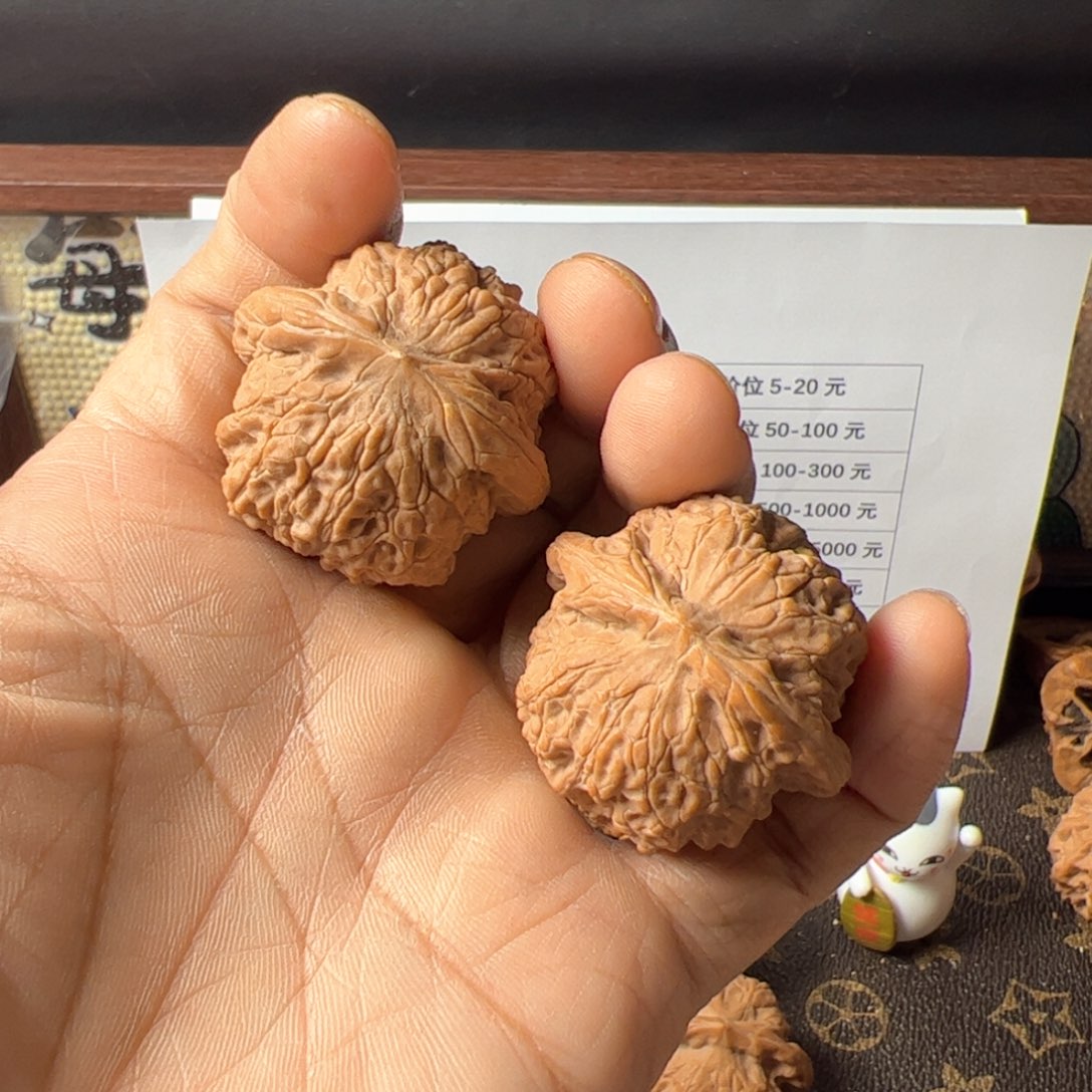 吊坠文玩核桃血麒麟38尺