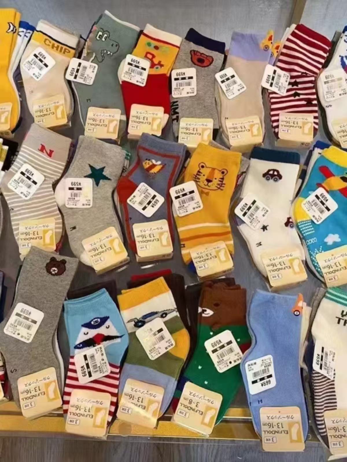 精品棉童袜合集12双随机棉秋冬中筒透气