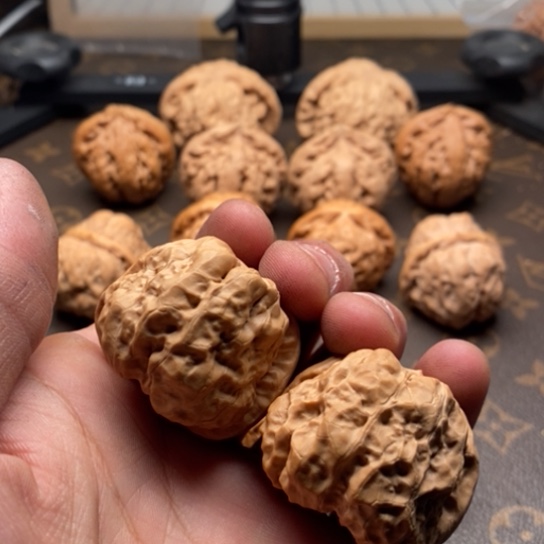 文玩核桃把件C****］蛤蟆头