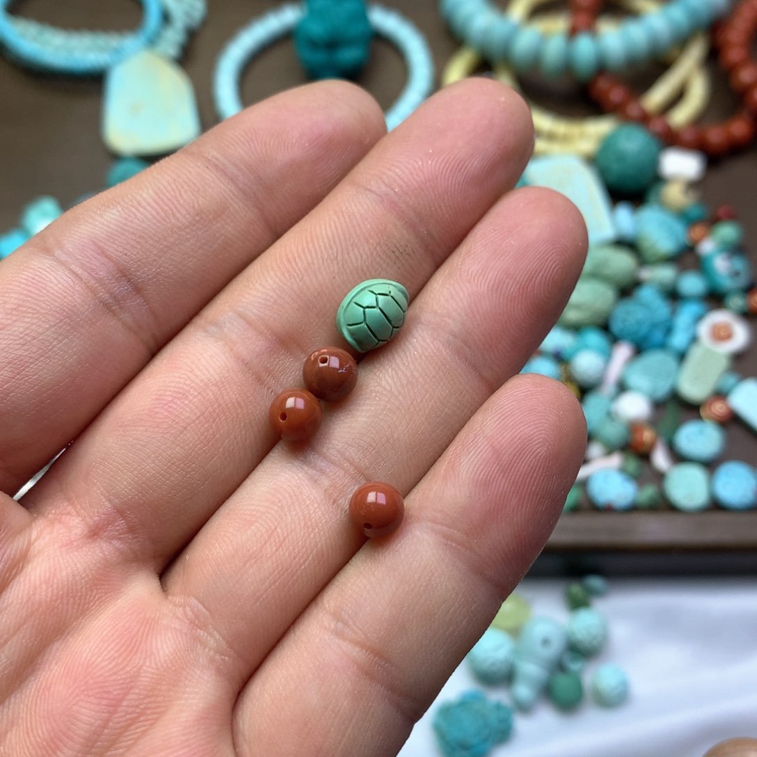 南红玛瑙雕刻未镶嵌