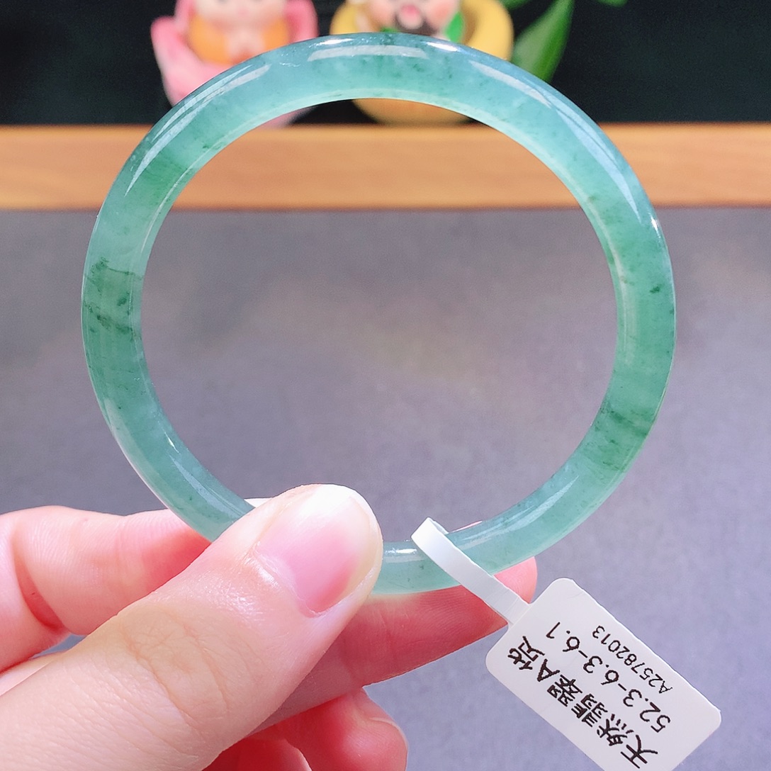 翡翠未镶嵌手镯天然翡翠
