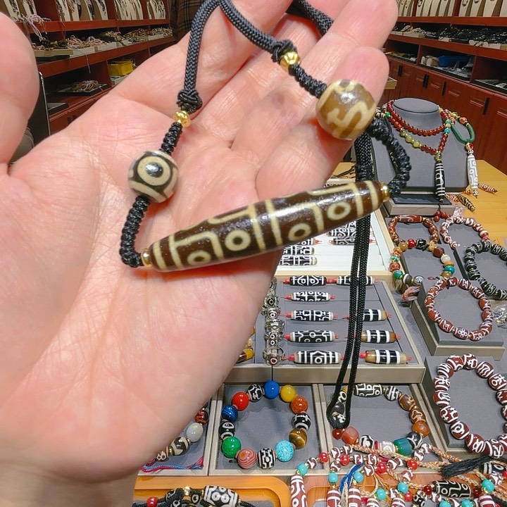 未镶嵌玛瑙/玉髓珠宝奇石