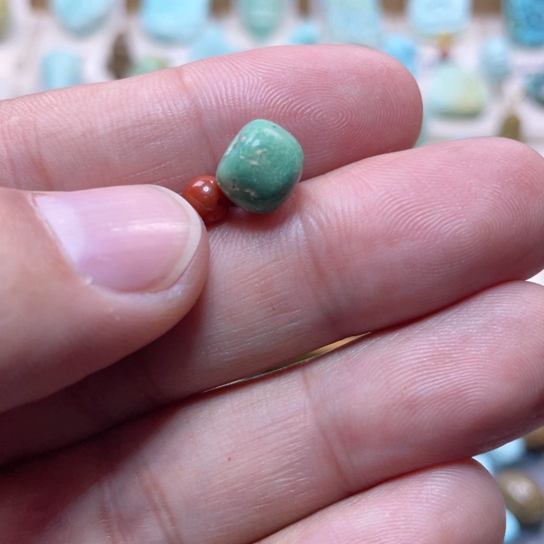 南红玛瑙配饰未镶嵌