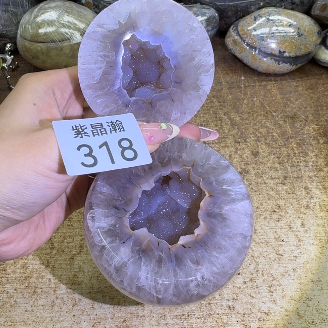 未镶嵌水晶大型摆件（非配饰）