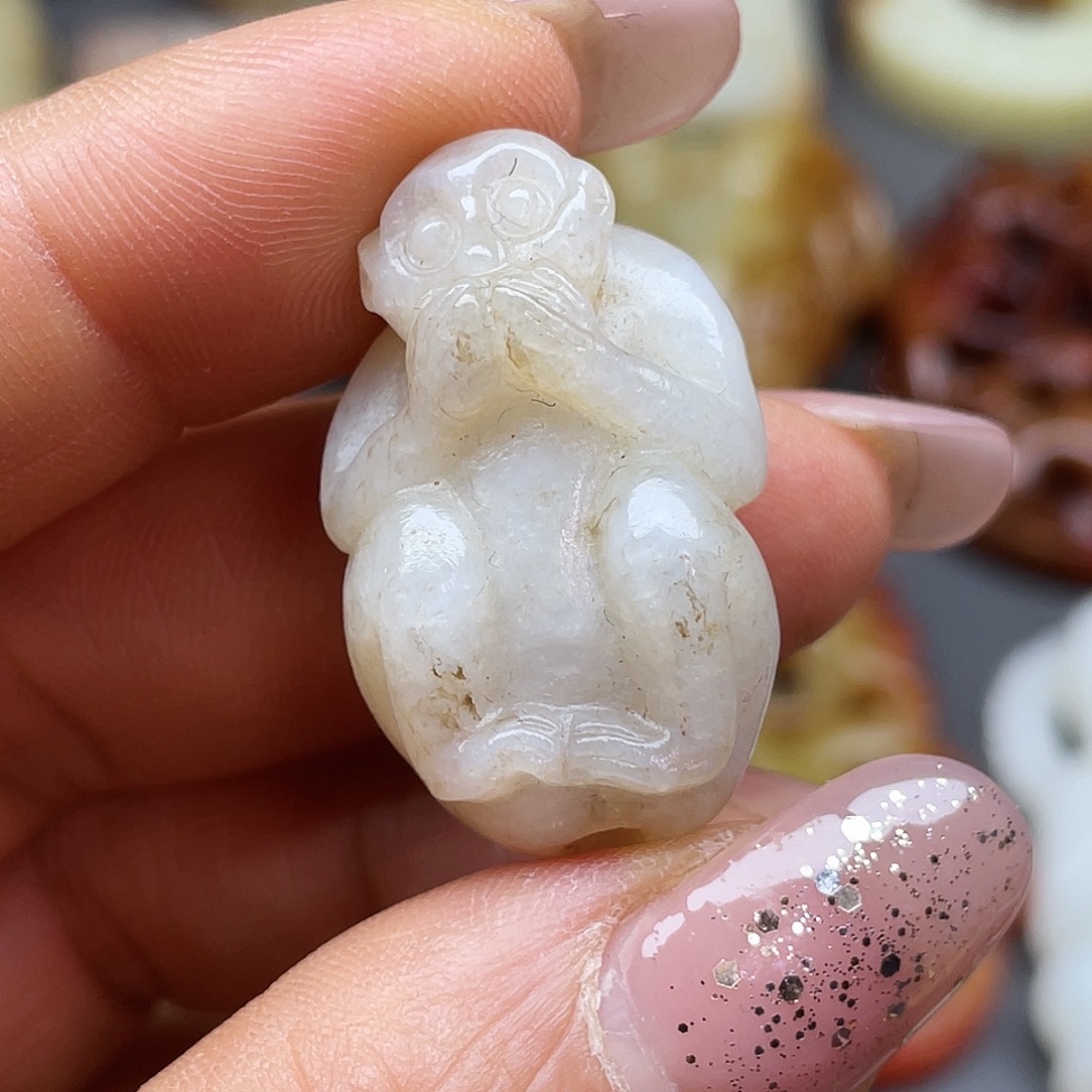 和田玉未镶嵌颈饰